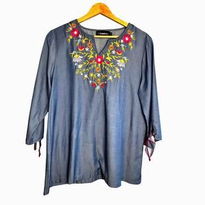 Creation Blue Embroidered Tie Sleeve Top Women’s Medium